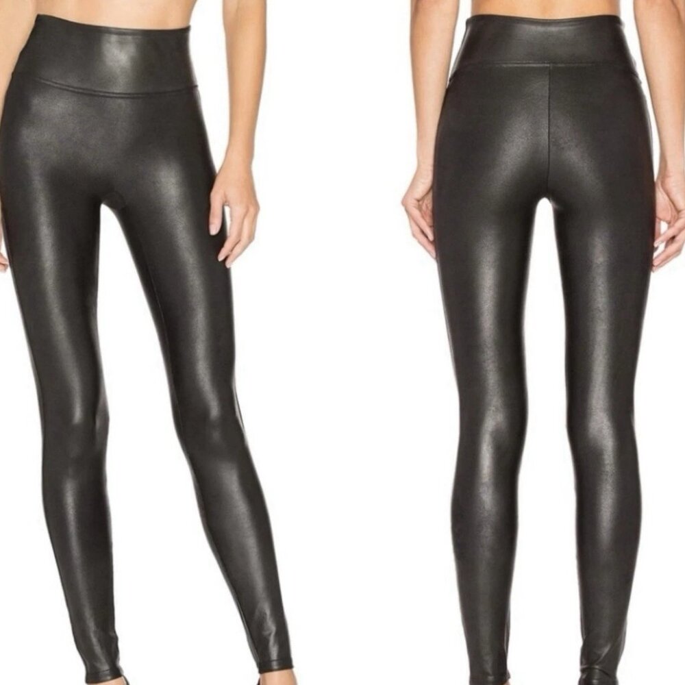 NWT Spanx MEDIUM PETITE Black Faux Leather Leggings
